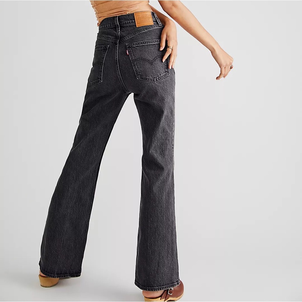 New Levi’s 70’s high flare jeans premium - Picture 2 of 11